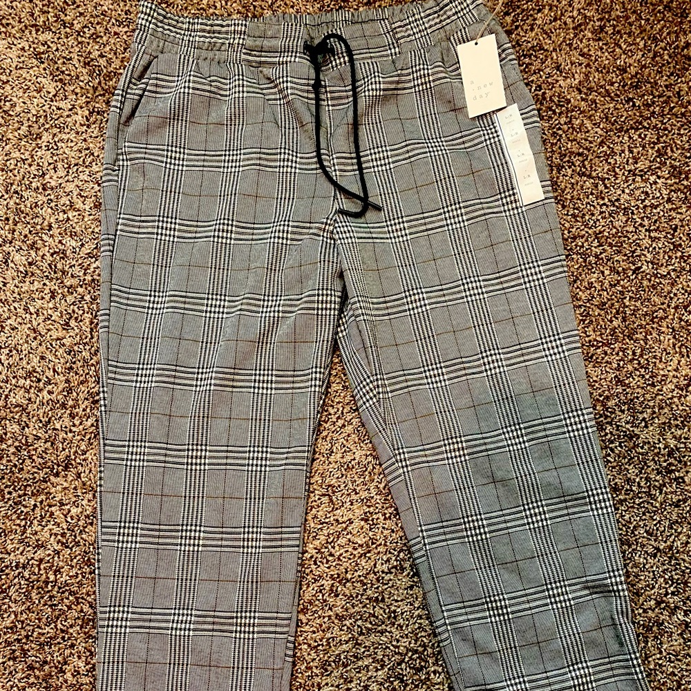 Target brand a new day size L